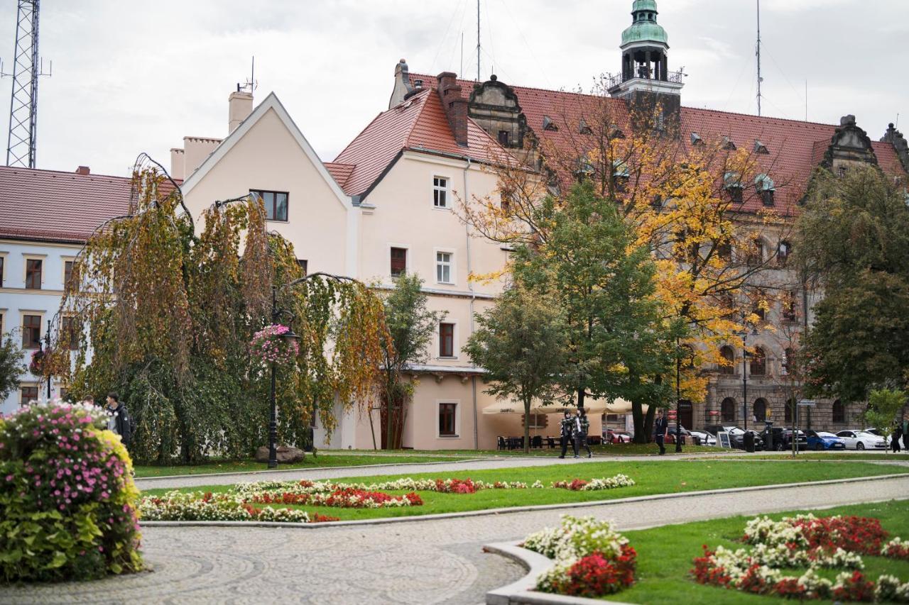 Katedralna Apart'S Legnica Dış mekan fotoğraf