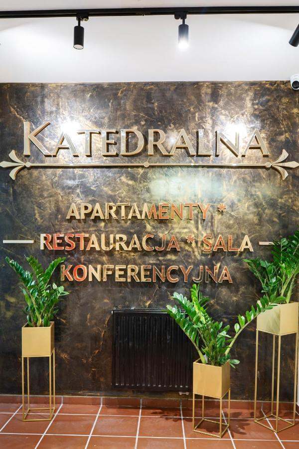 Katedralna Apart'S Legnica Dış mekan fotoğraf